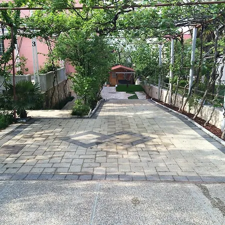 Dijana מאלינסקה